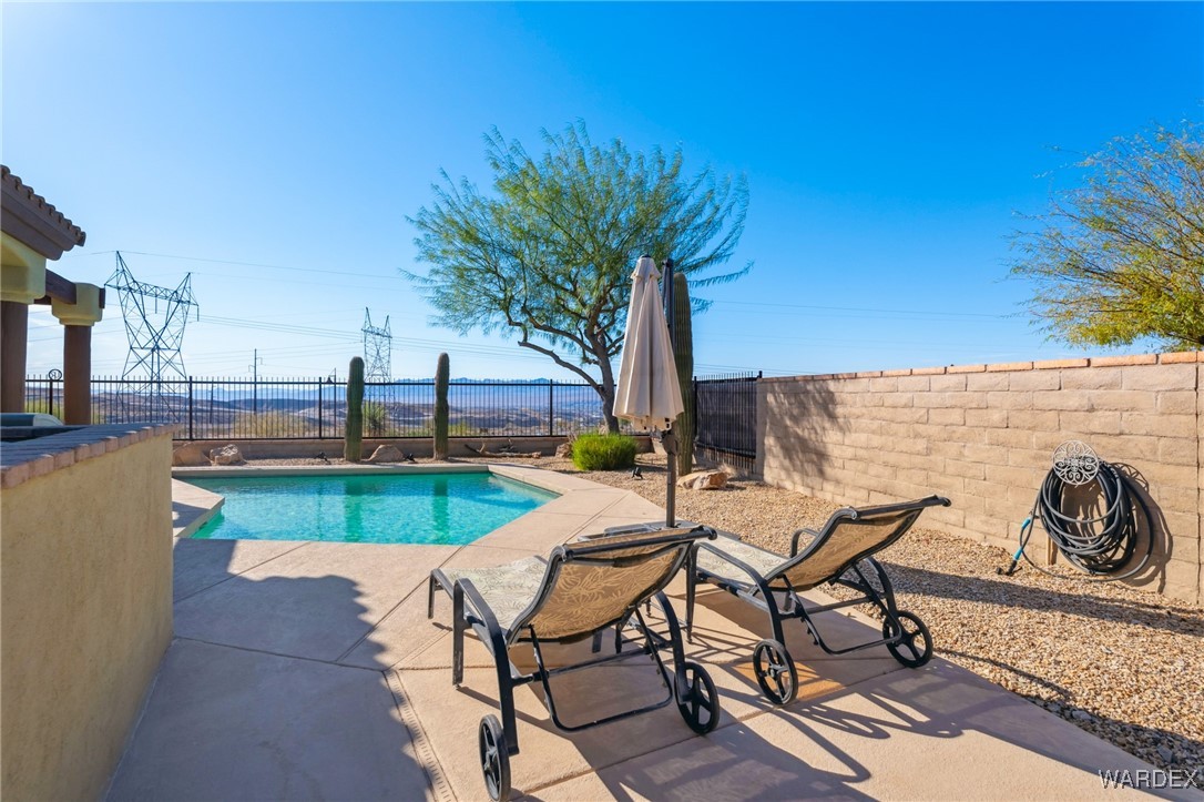 1496 Aztec Cove