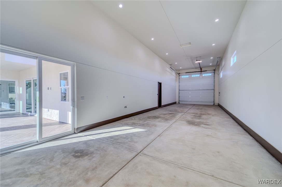 2376 E Paseo Mallorca