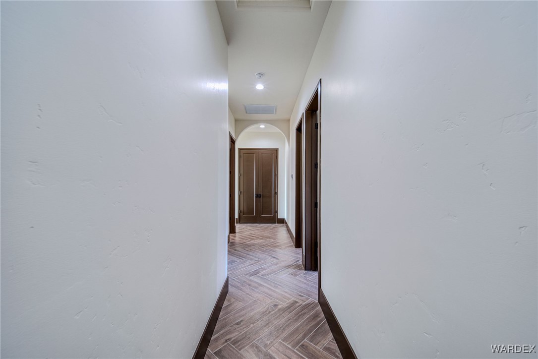 2376 E Paseo Mallorca