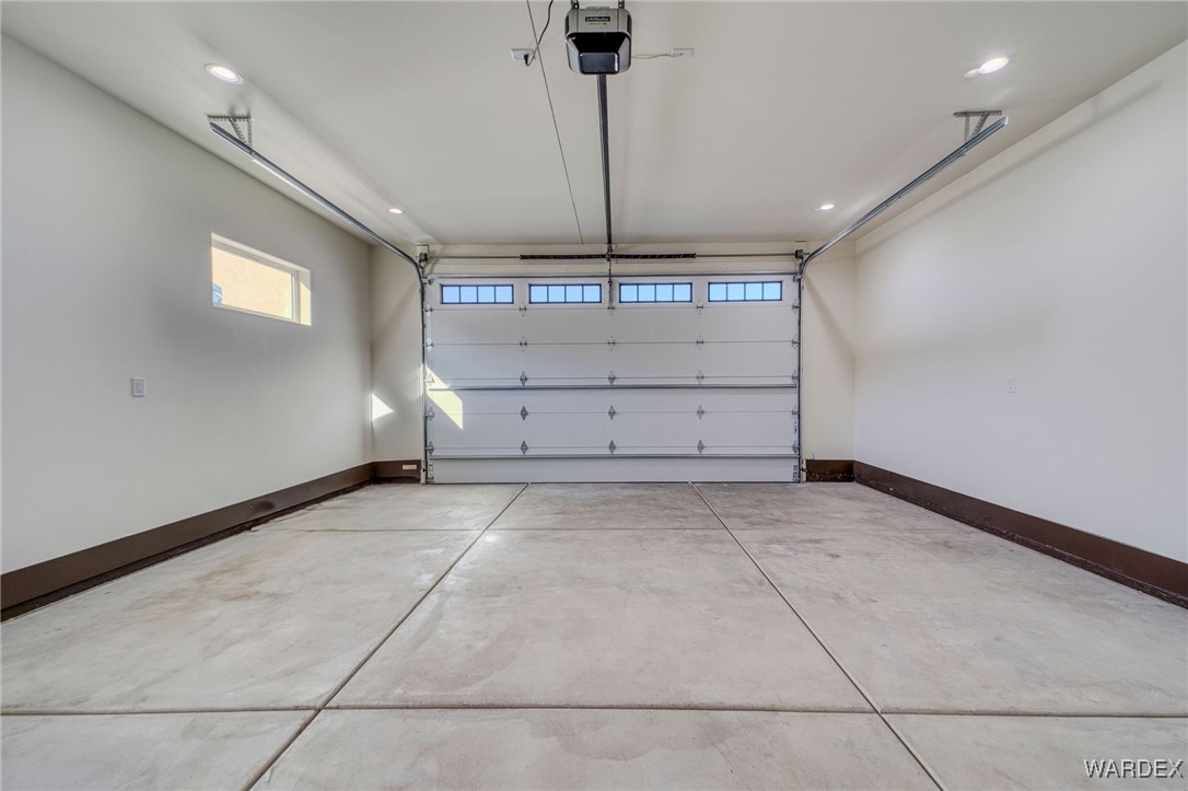 2376 E Paseo Mallorca