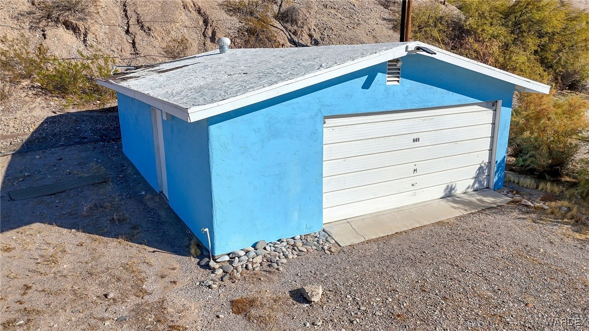 845 Swan Drive
