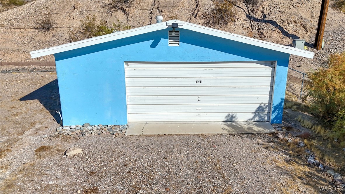 845 Swan Drive