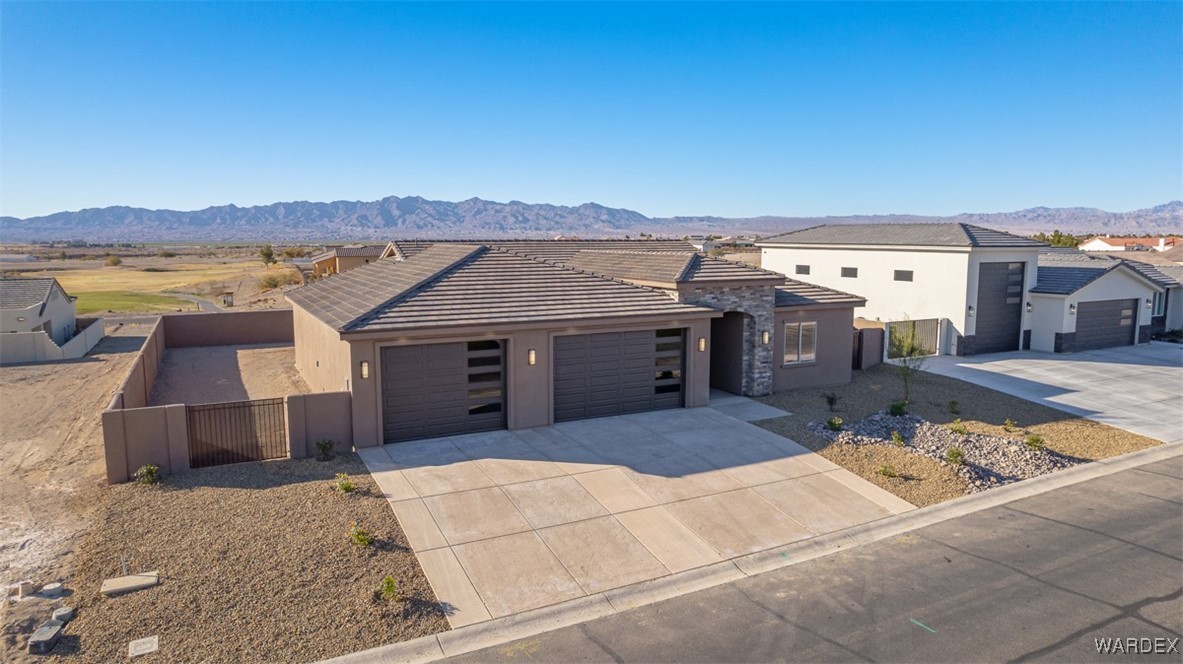 6401 S Via De Oro