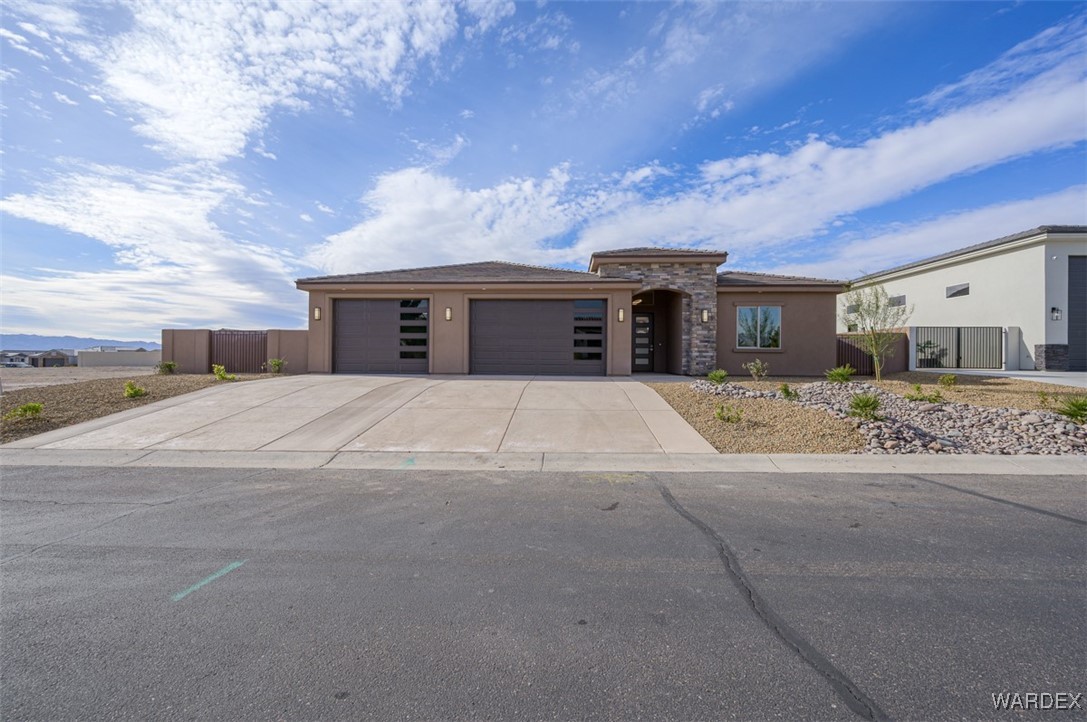 6401 S Via De Oro