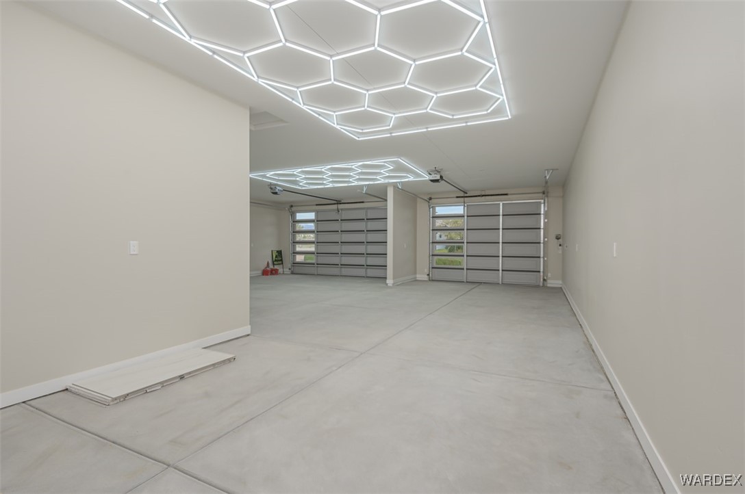6401 S Via De Oro