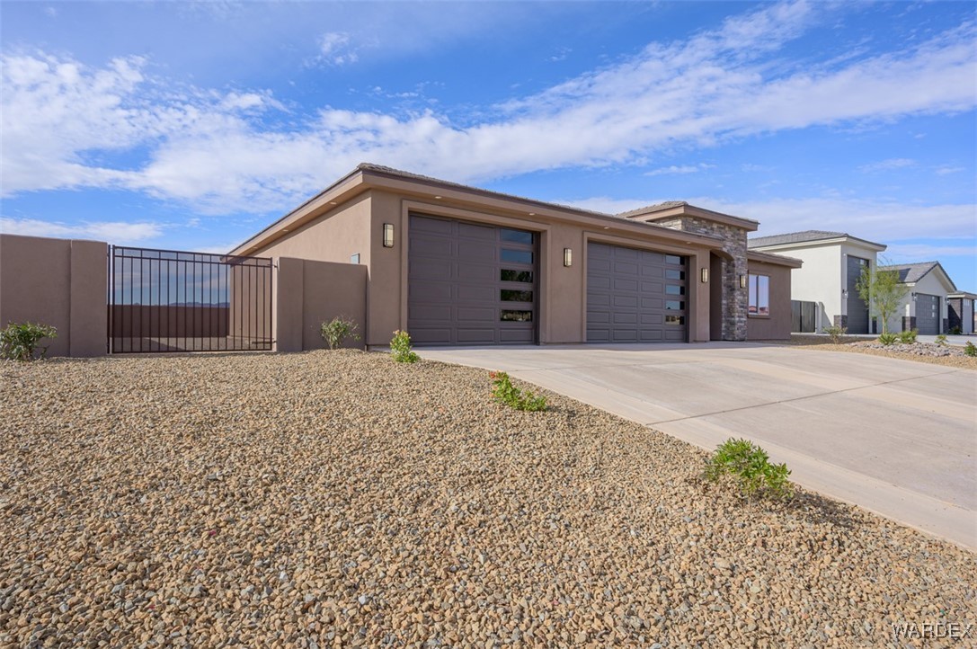 6401 S Via De Oro