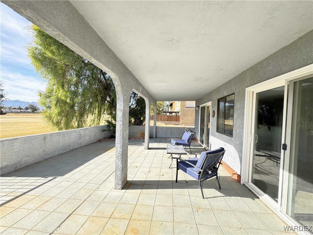 2667 Country Club Drive