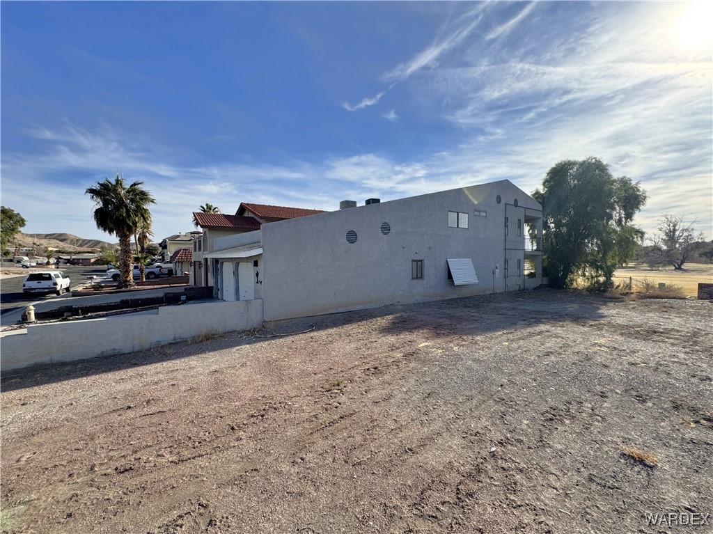 2667 Country Club Drive