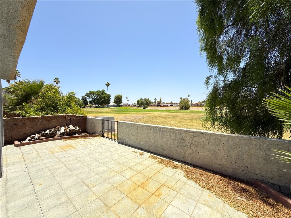 2667 Country Club Drive