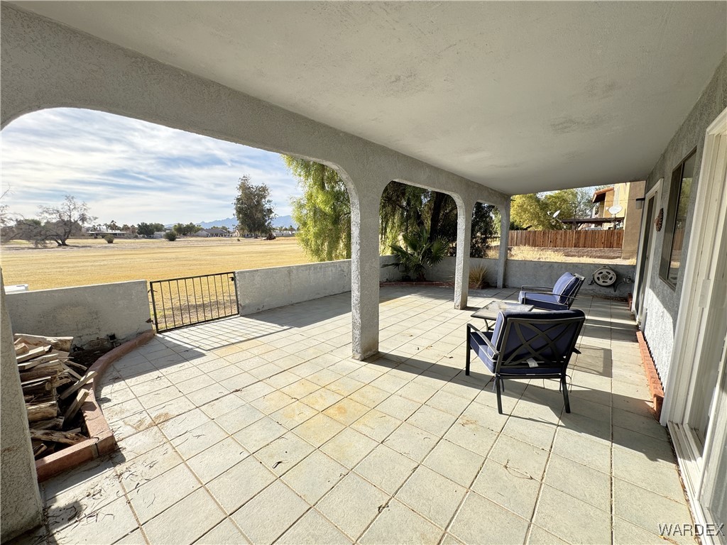 2667 Country Club Drive