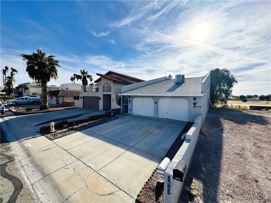 2667 Country Club Drive