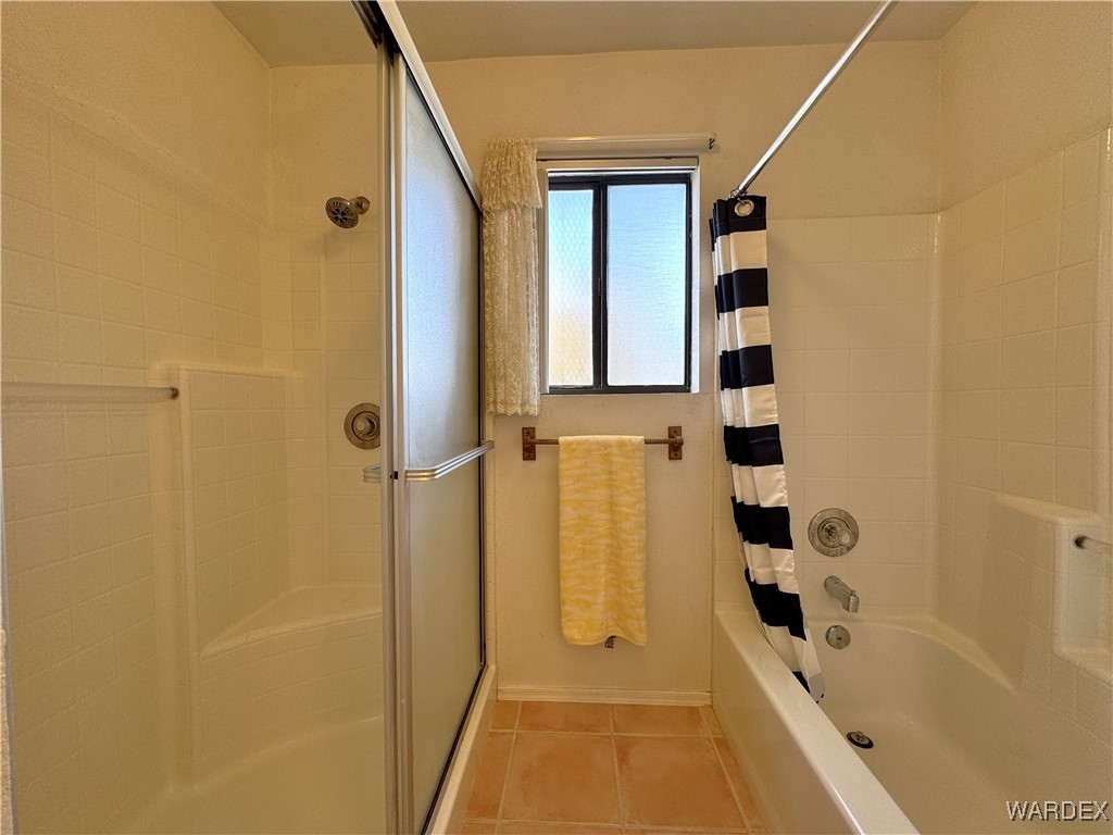 2667 Country Club Drive