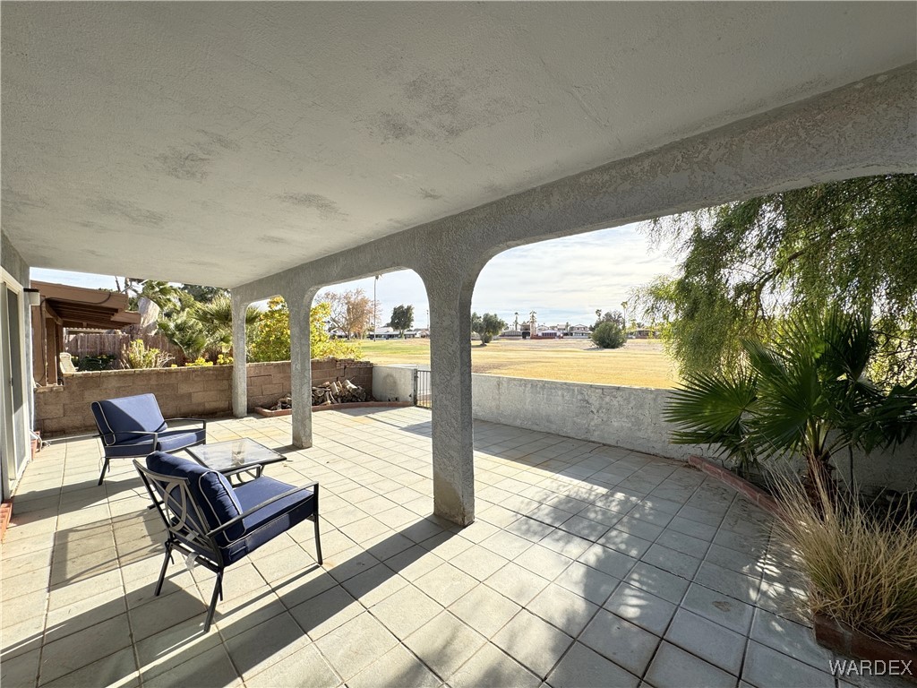 2667 Country Club Drive