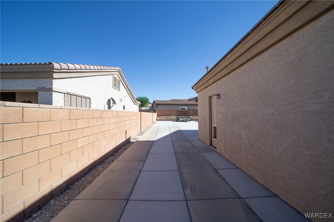 2702 Discovery Road