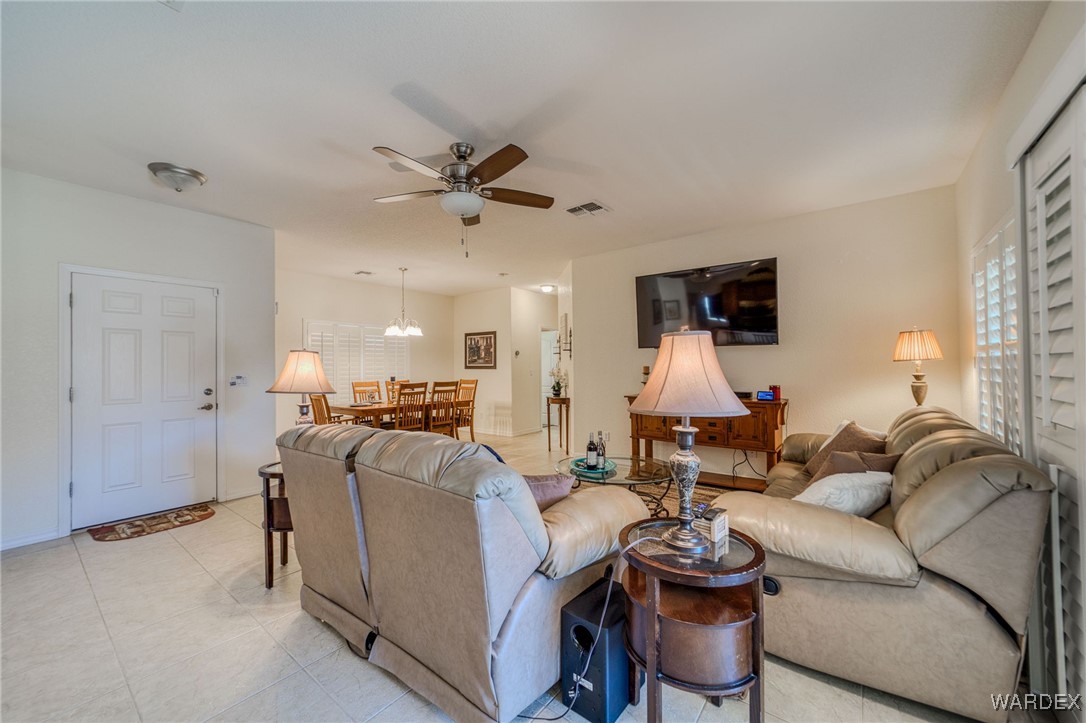 2702 Discovery Road