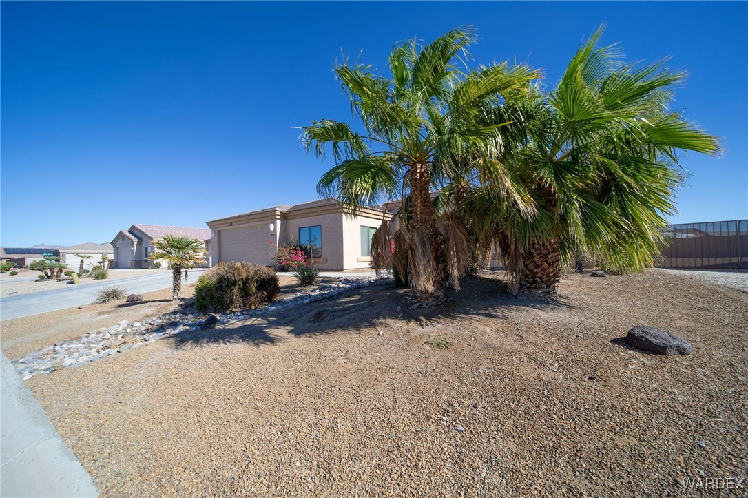 2702 Discovery Road