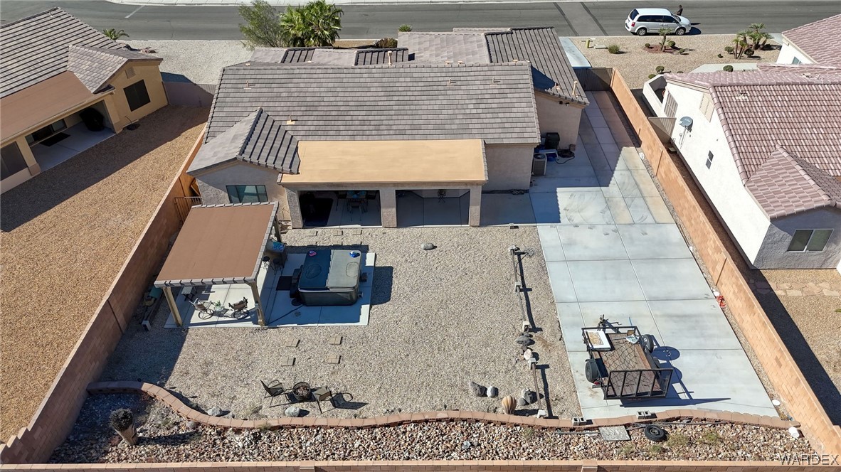 2702 Discovery Road