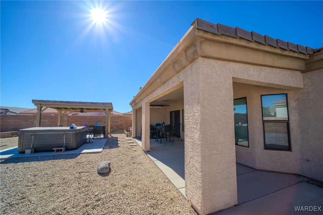 2702 Discovery Road
