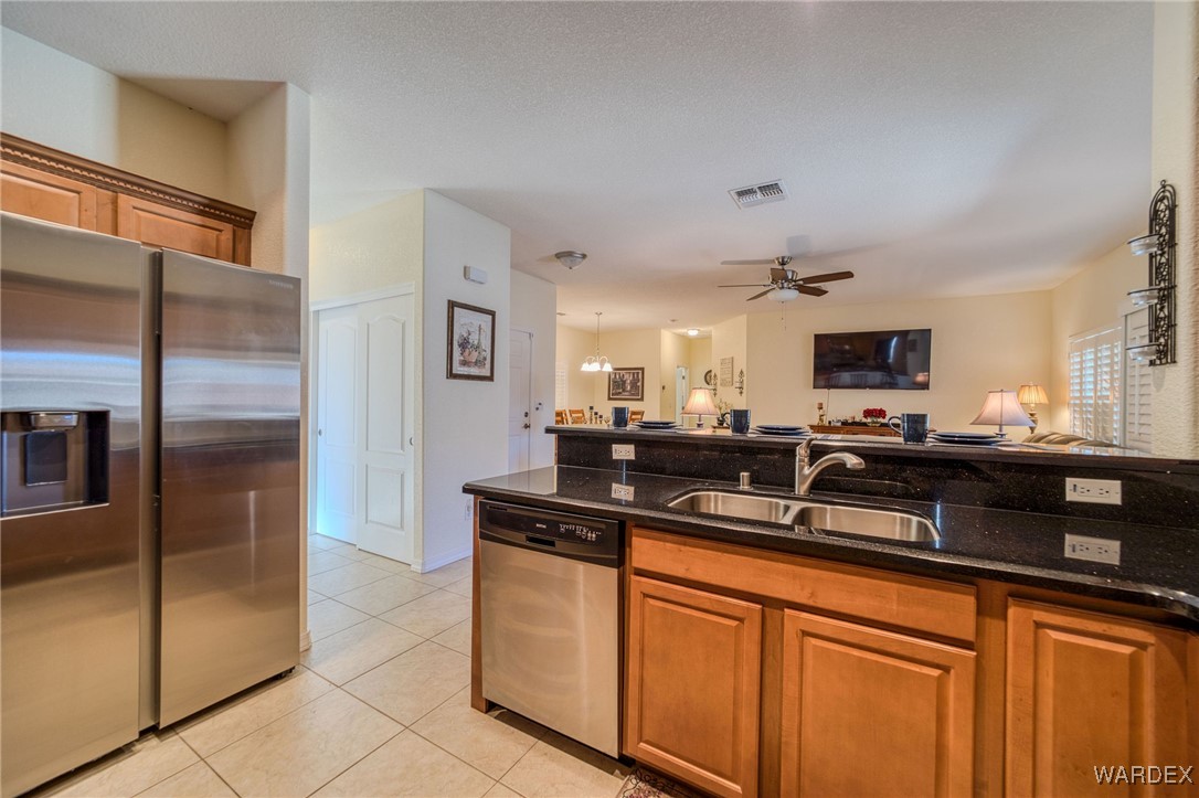 2702 Discovery Road