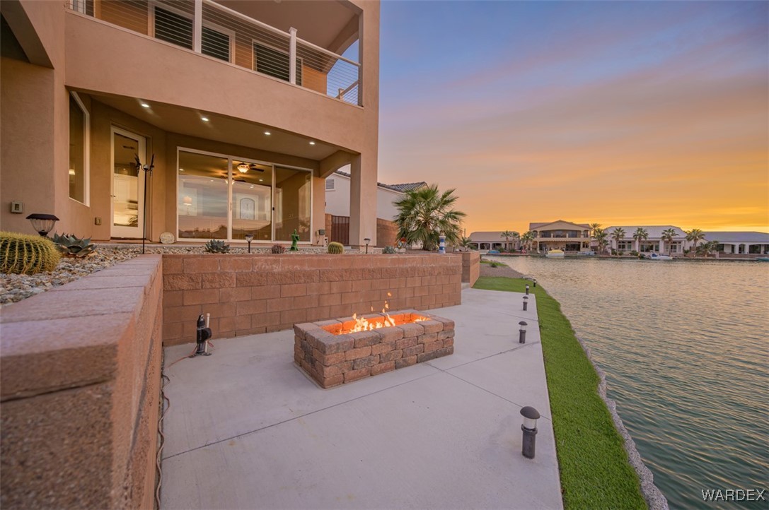 6157 S Los Lagos Court