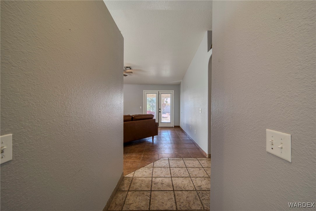 2331 E Primavera Loop