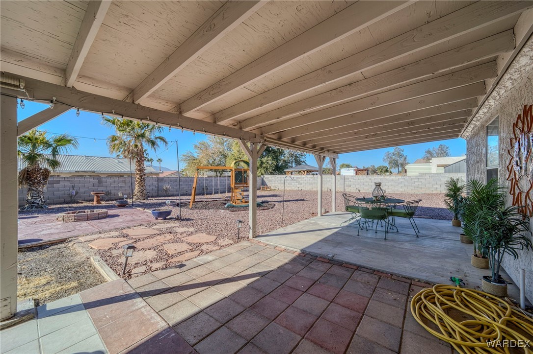 2331 E Primavera Loop
