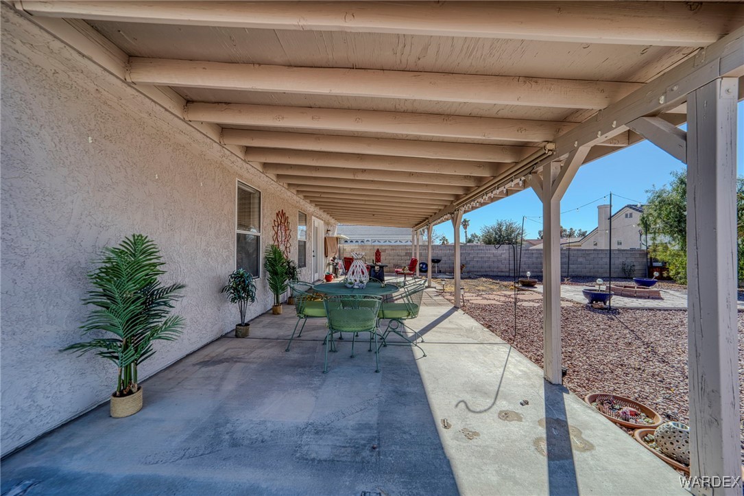 2331 E Primavera Loop