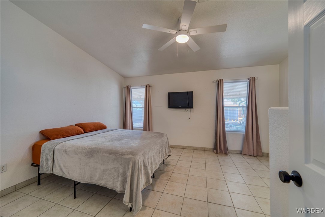 2331 E Primavera Loop