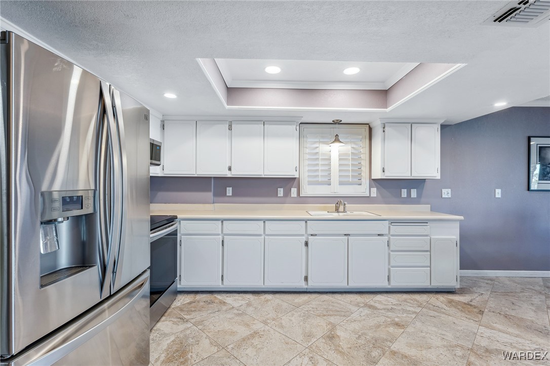 543 Riverfront Drive