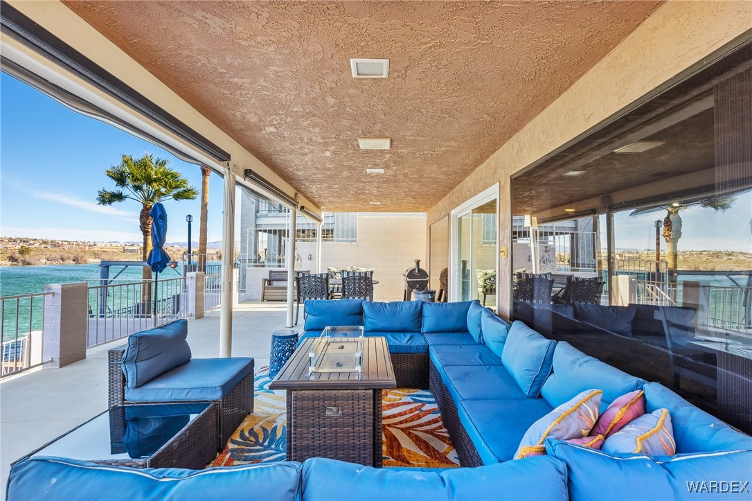 543 Riverfront Drive