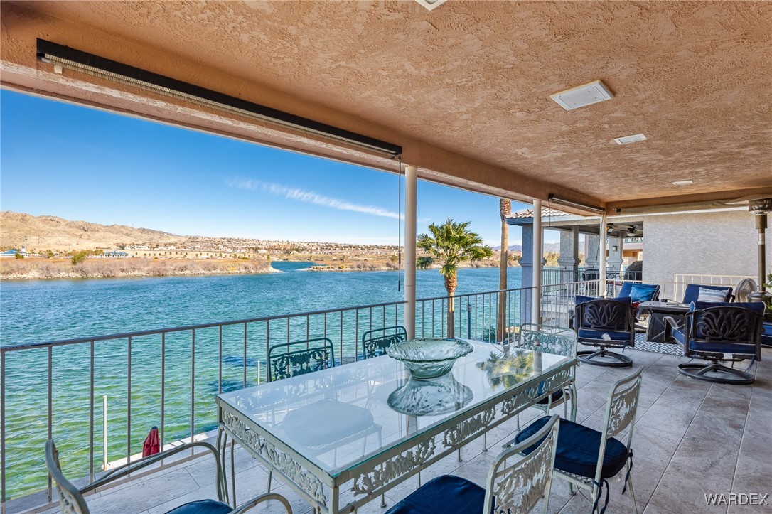 543 Riverfront Drive