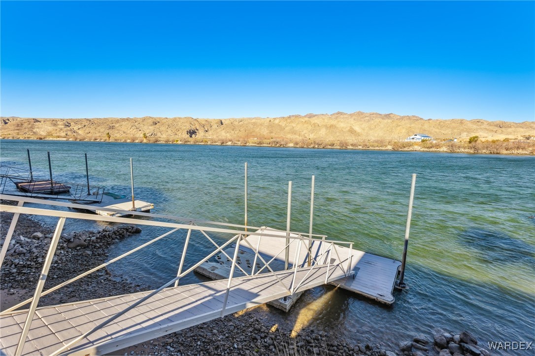 543 Riverfront Drive