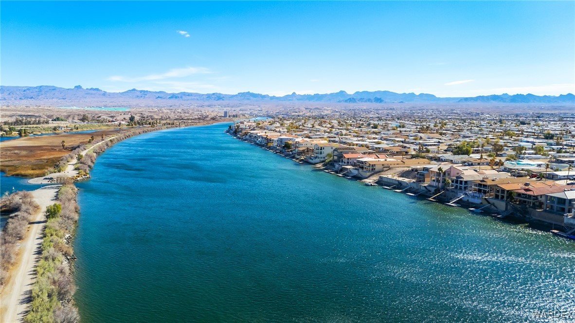 543 Riverfront Drive