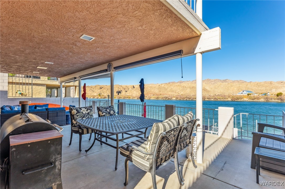543 Riverfront Drive