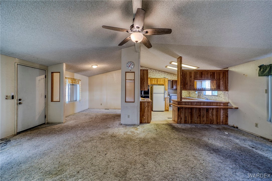 826 Swan Drive