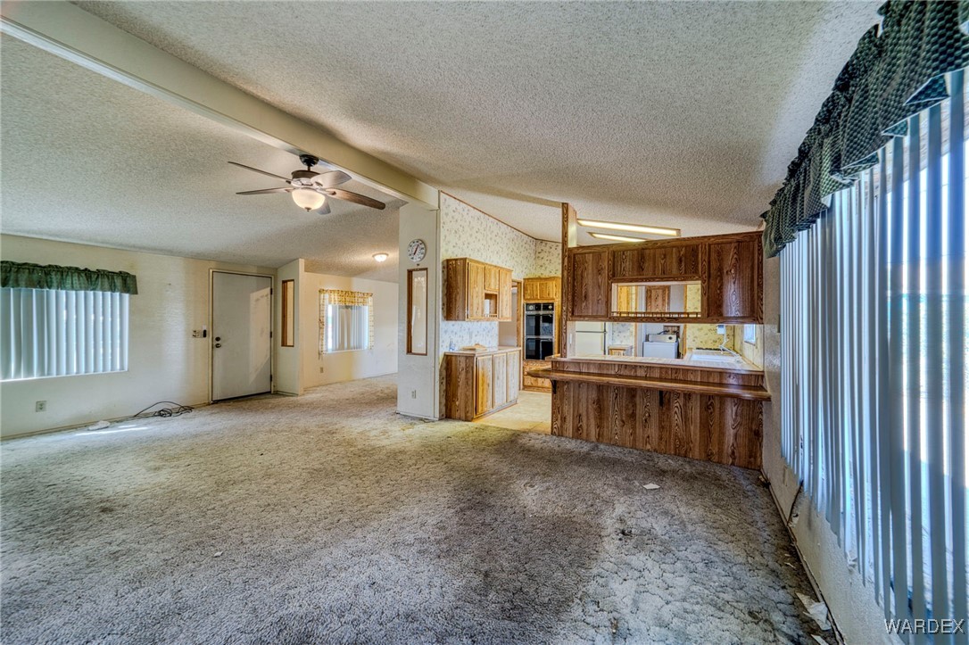 826 Swan Drive