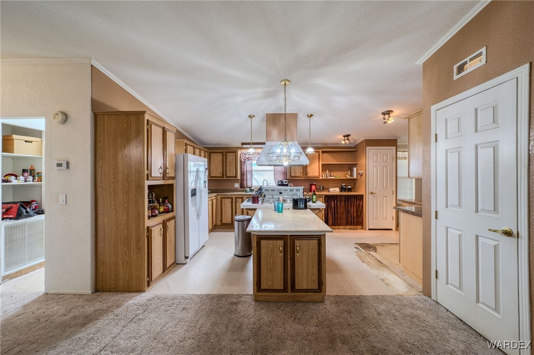 2440 E Arapaho Road