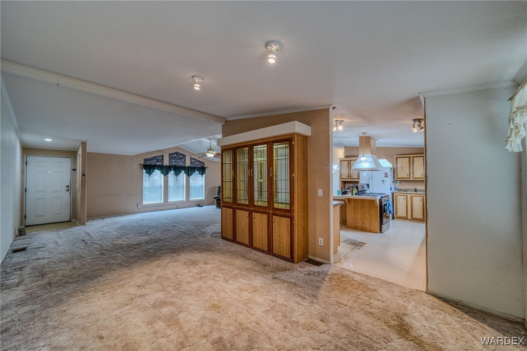 2440 E Arapaho Road