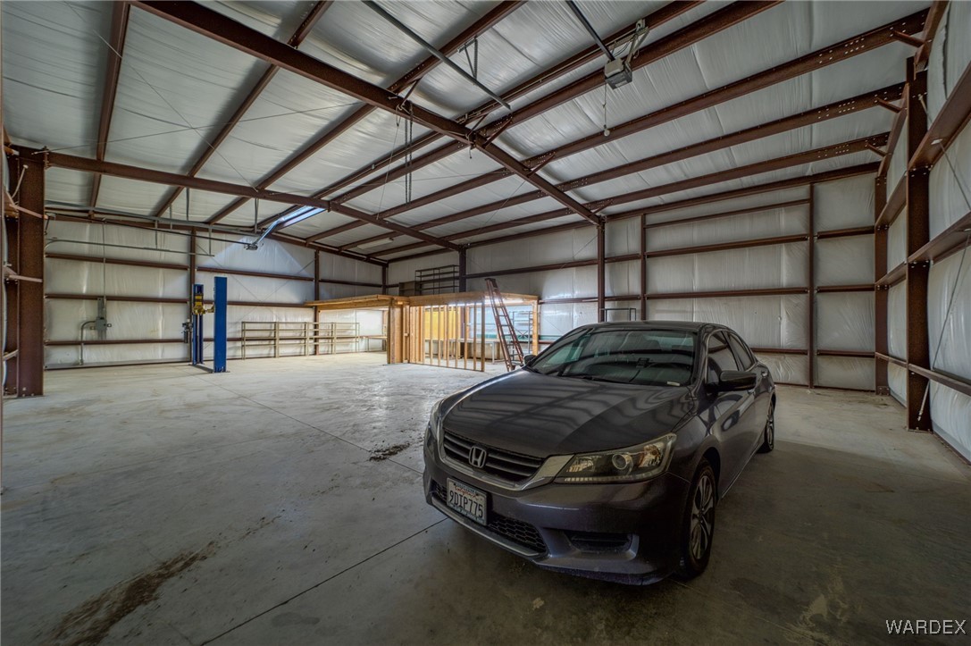 2440 E Arapaho Road