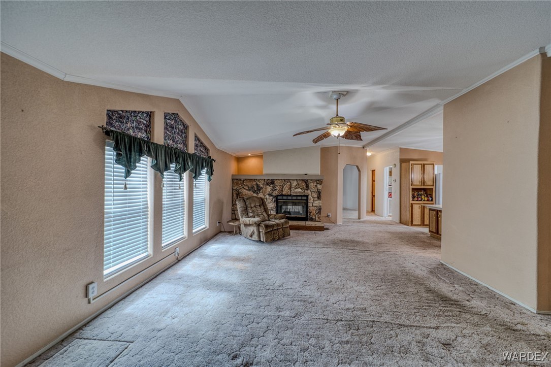 2440 E Arapaho Road