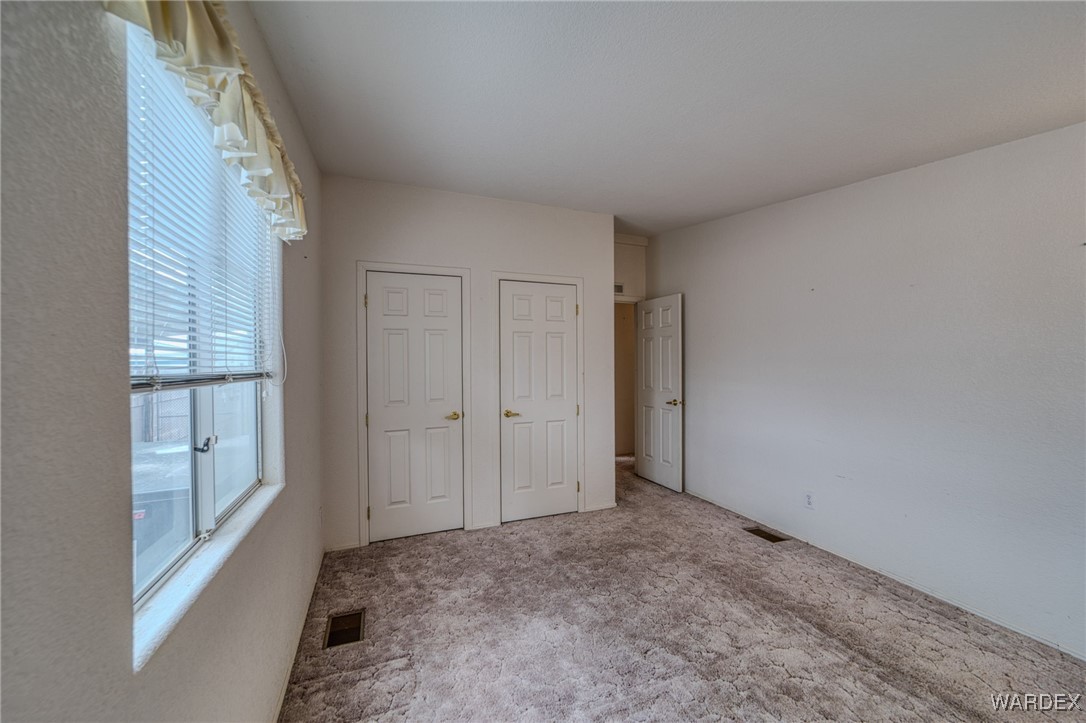 2440 E Arapaho Road