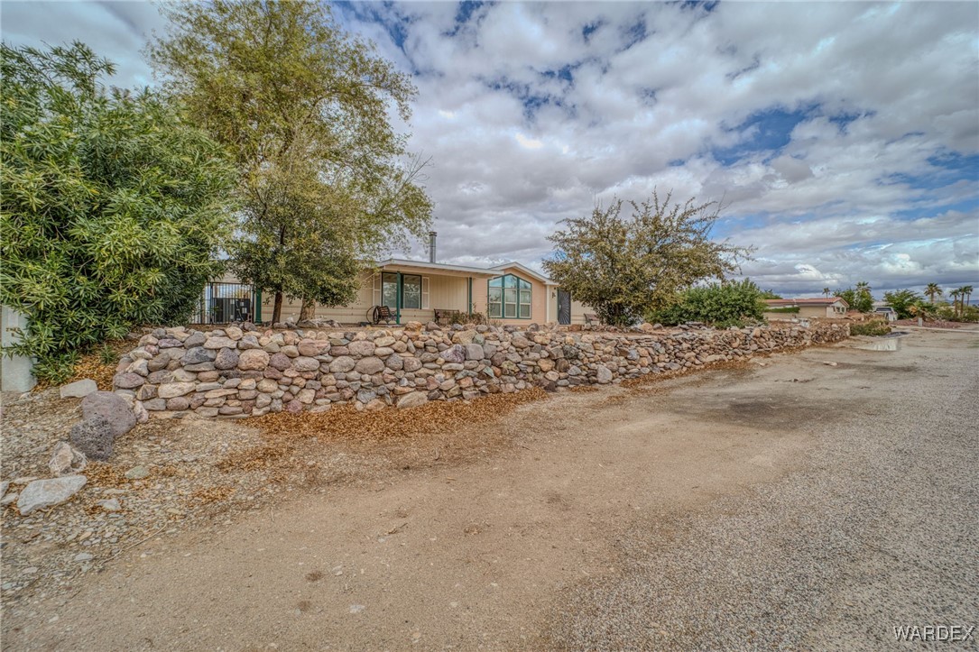 2440 E Arapaho Road