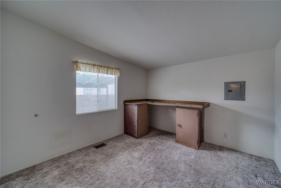 2440 E Arapaho Road