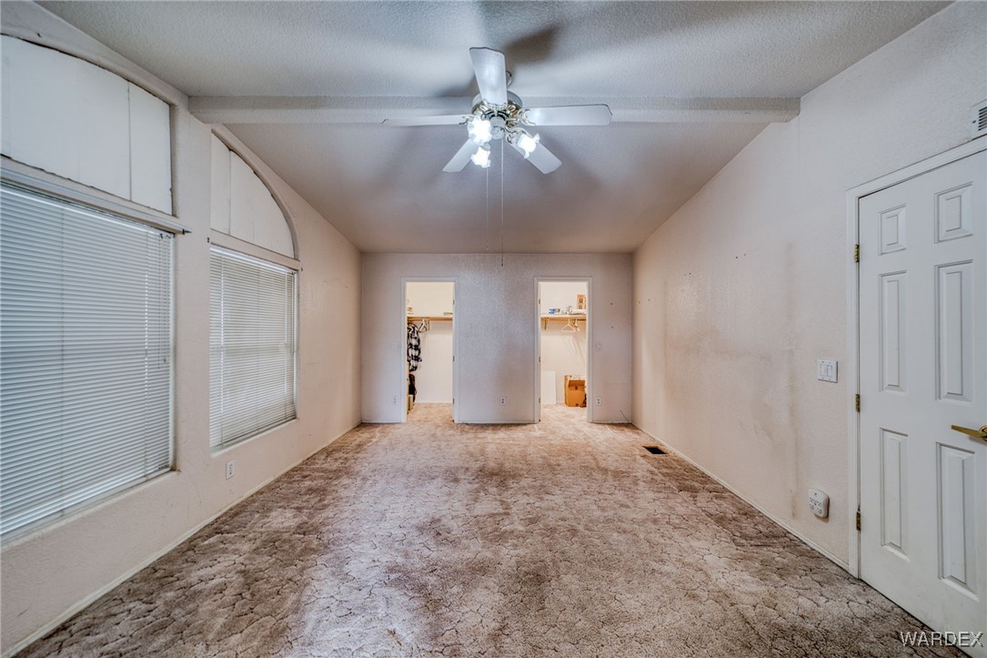 2440 E Arapaho Road