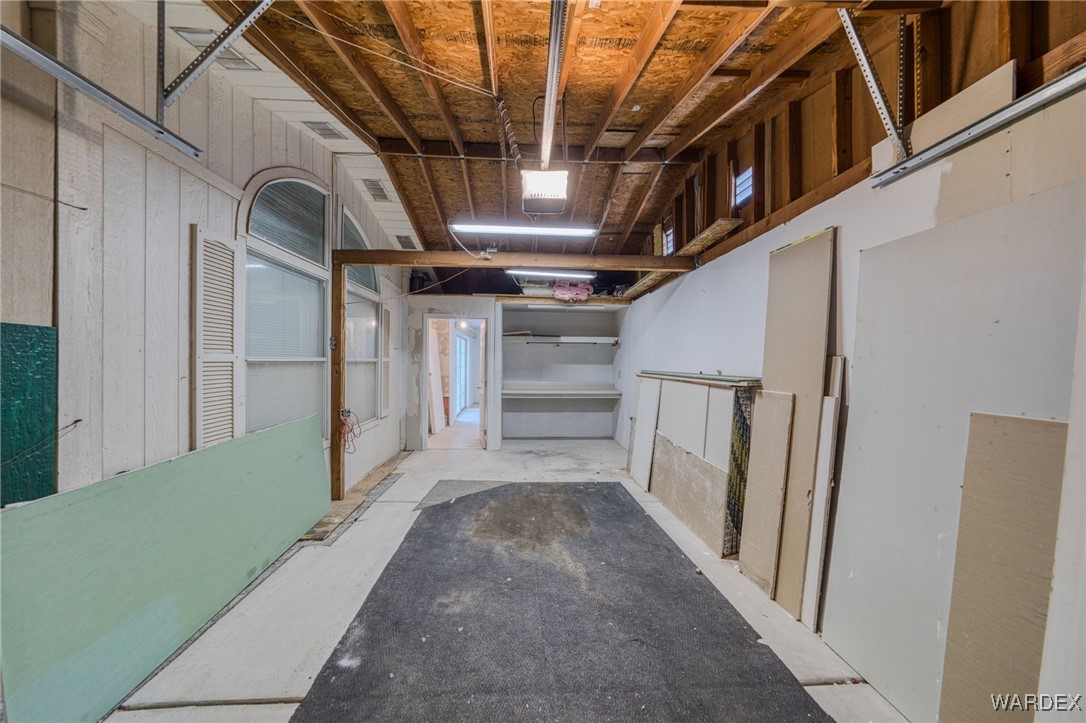 2440 E Arapaho Road