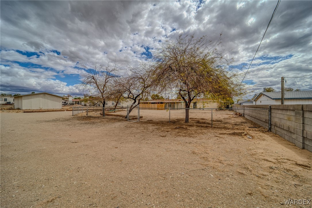 2440 E Arapaho Road