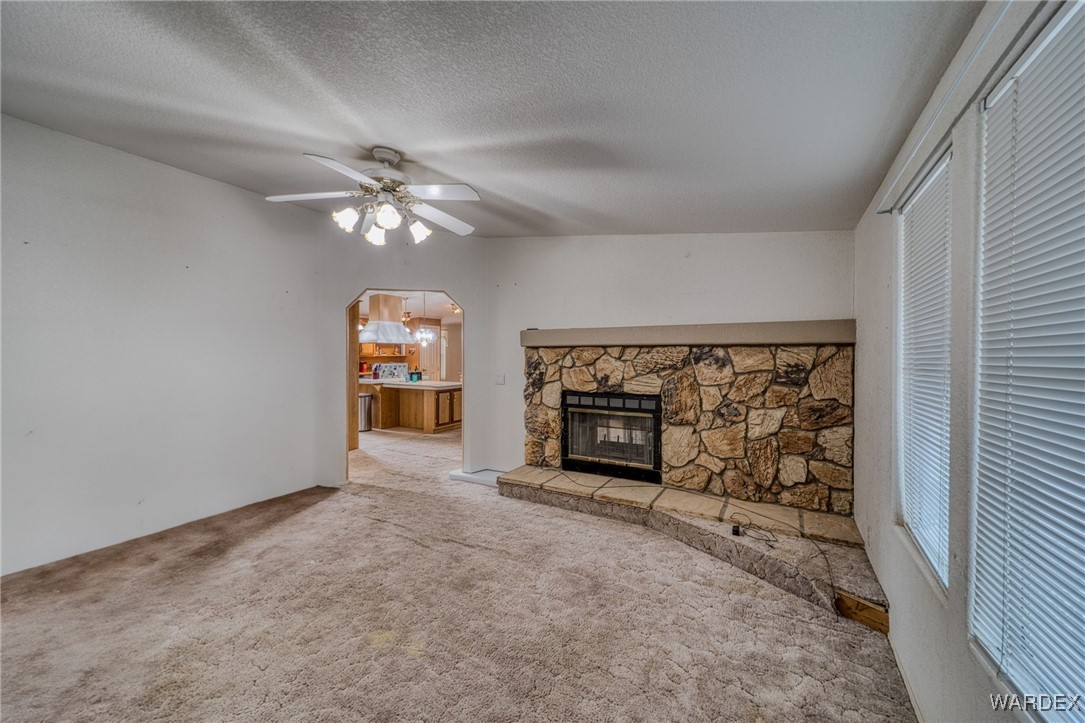 2440 E Arapaho Road