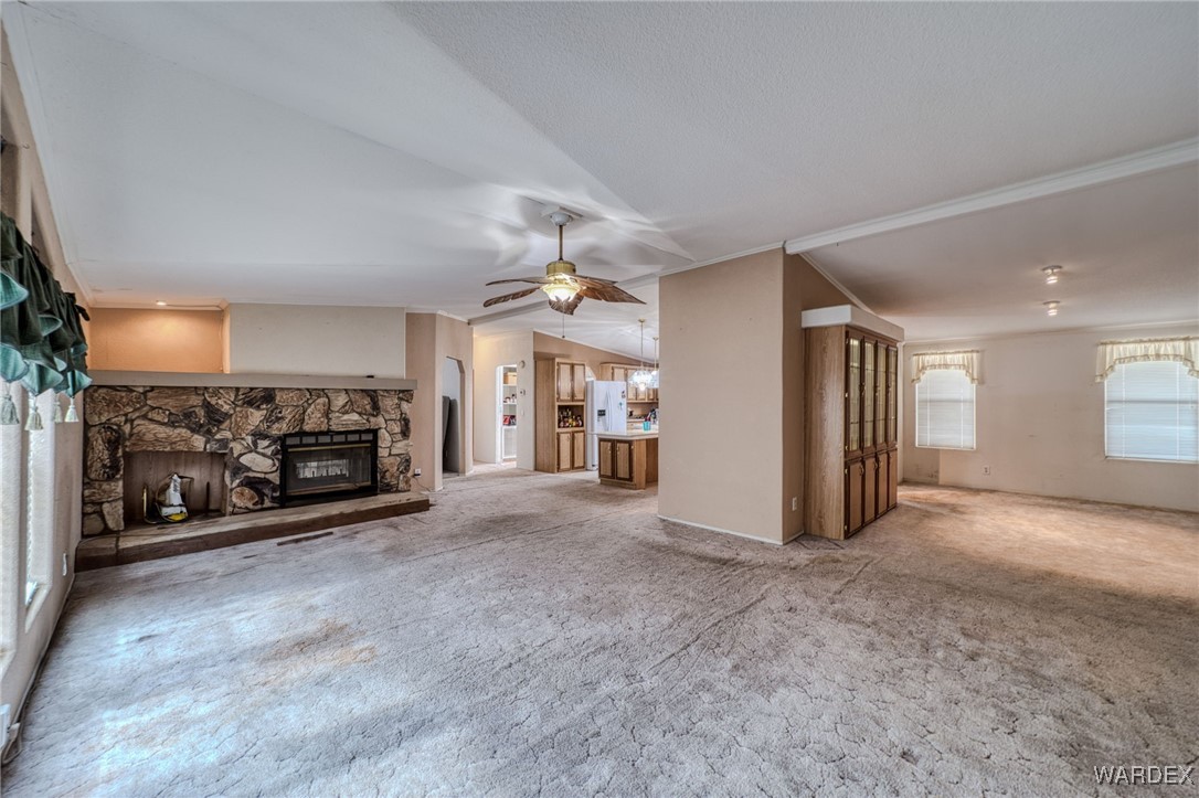 2440 E Arapaho Road
