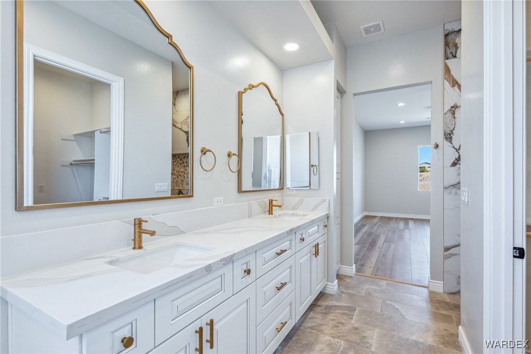 3105 Canyon De Chelly Drive