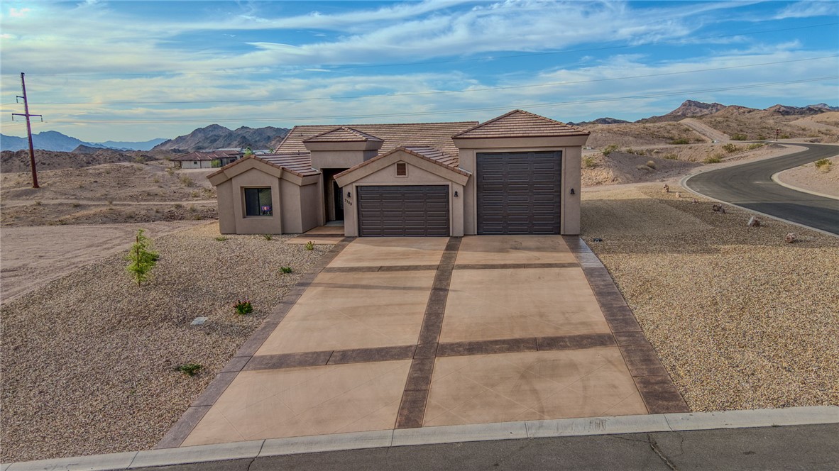 3105 Canyon De Chelly Drive